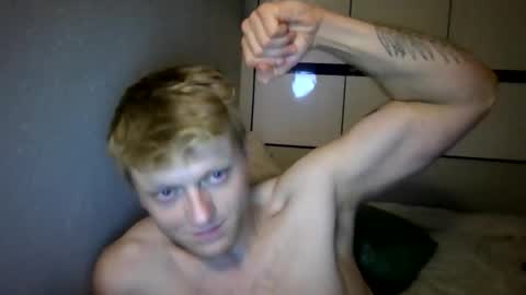 Snapshot of wesdenver chatting on 02-01-26, 12:26 wesdenver online show from 02-01-26, 12:26