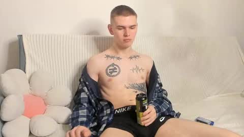 Snapshot of wesleyross chatting on 12-29-24, 08:15 Wes online show from 12-29-24, 08:15