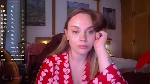 Snapshot of wet_lana chatting on 04-28-26, 04:01 Lana online show from 04-28-26, 04:01