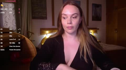 Snapshot of wet_lana chatting on 05-15-26, 07:32 Lana online show from 05-15-26, 07:32