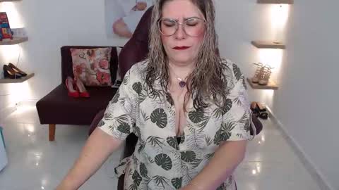 Diva online show from 02-22-26, 01:53