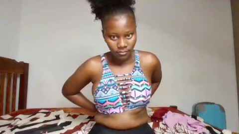 Snapshot of wet_pussieyy chatting on 06-17-26, 05:58 wet_pussieyy online show from 06-17-26, 05:58