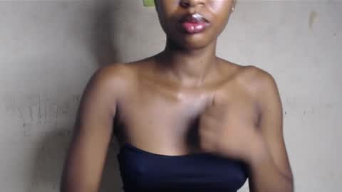 Snapshot of wet_pussy200 chatting on 05-10-26, 08:08 Bella online show from 05-10-26, 08:08