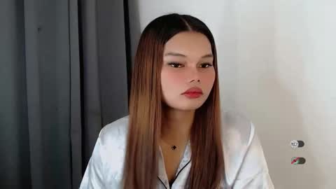 Snapshot of wet_velvet_xo chatting on 02-04-26, 05:02 wet_velvet_xo online show from 02-04-26, 05:02