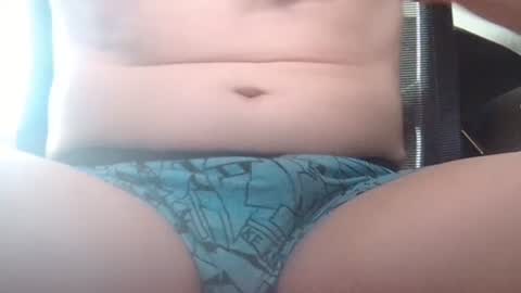 Snapshot of wetbigdickstream chatting on 07-05-26, 09:05 Wetbigdickstream online show from 07-05-26, 09:05