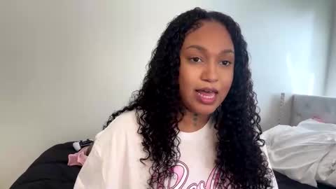 SheSquirts online show from 10-02-25, 06:37