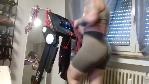 Wetgerman online show from 02-06-25, 10:59