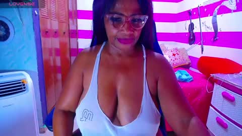 Snapshot of wethotass chatting on 02-02-25, 08:41 gina online show from 02-02-25, 08:41