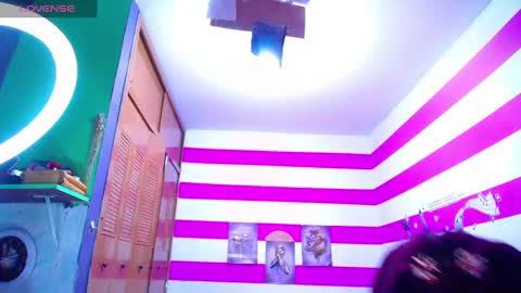 Snapshot of wethotass chatting on 02-13-25, 08:48 gina online show from 02-13-25, 08:48