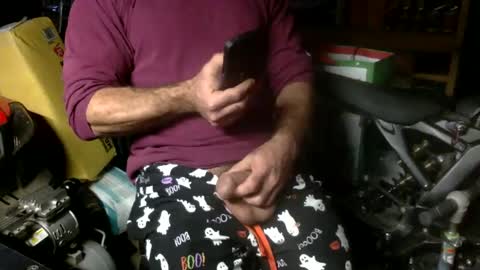 whackingmywilly online show from 12-28-24, 08:25
