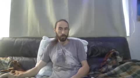 Snapshot of whaler84 chatting on 12-18-25, 12:33 Whaler84 online show from 12-18-25, 12:33