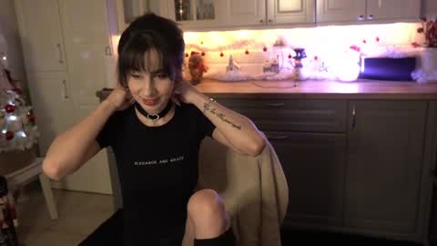 Victoria Maria online show from 01-02-25, 06:01