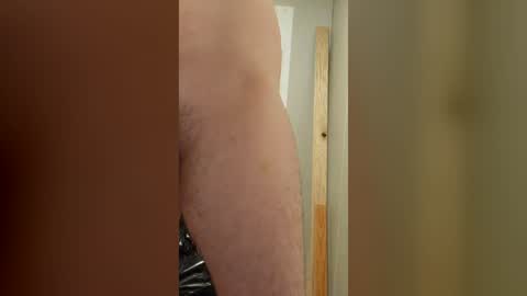 Snapshot of whatsupdudee123 chatting on 06-17-26, 06:05 whatsupdudee123 online show from 06-17-26, 06:05