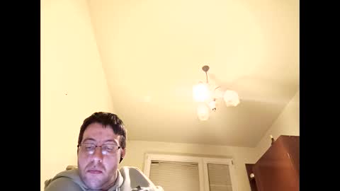 Snapshot of whatwouldyouliketosee chatting on 01-06-25, 01:09 stoffy online show from 01-06-25, 01:09