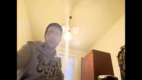 Snapshot of whatwouldyouliketosee chatting on 01-06-25, 02:47 stoffy online show from 01-06-25, 02:47