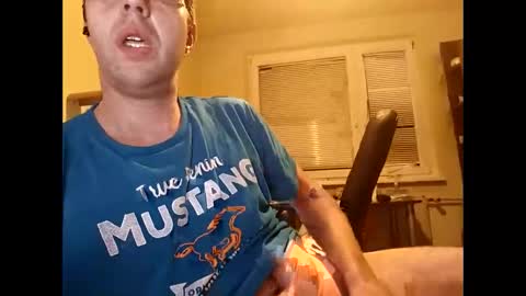 Snapshot of whatwouldyouliketosee chatting on 03-02-25, 10:59 stoffy online show from 03-02-25, 10:59