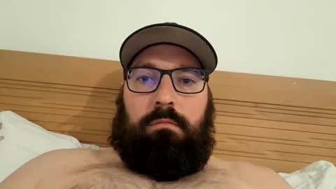 Snapshot of wheely19871606 chatting on 02-12-25, 09:54 wheely19871606 online show from 02-12-25, 09:54