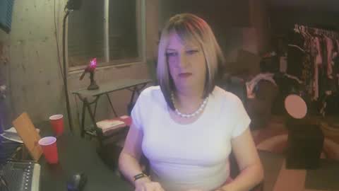 Snapshot of whisperlace chatting on 12-14-24, 03:07 Whisper online show from 12-14-24, 03:07