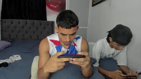 white online show from 03-19-26, 01:53