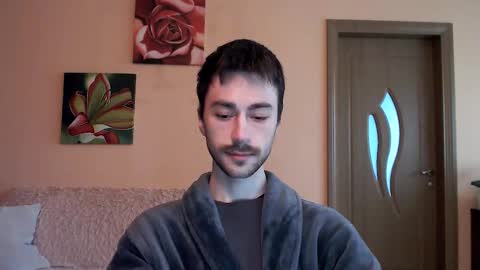 Tom online show from 10-04-25, 01:20