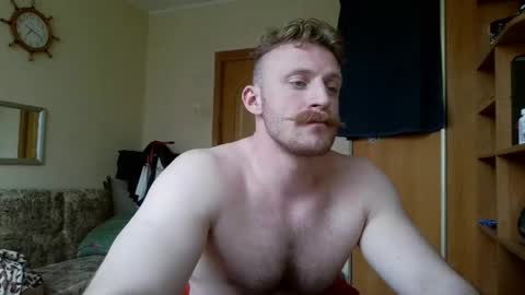 Snapshot of whitebull97 chatting on 05-11-26, 04:15 WhiteBull online show from 05-11-26, 04:15