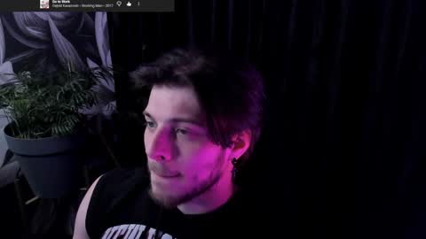 Gus online show from 05-19-26, 07:42