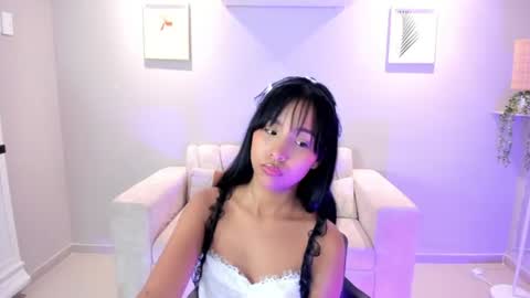 Snapshot of whitney_lexx chatting on 07-18-26, 09:18 whitney online show from 07-18-26, 09:18