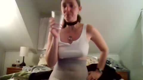 Snapshot of who_is_miss_dior chatting on 11-10-25, 01:04 Miss Dior online show from 11-10-25, 01:04