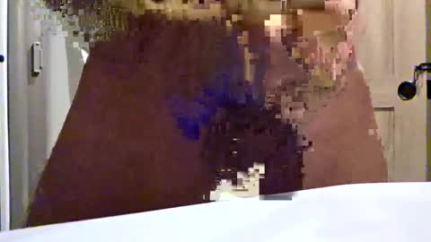 Snapshot of whoanelly0 chatting on 09-23-25, 01:08 whoanelly0 online show from 09-23-25, 01:08