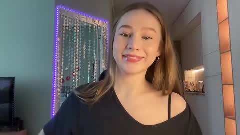 Snapshot of whoisalisa chatting on 01-31-25, 07:07 Alisa online show from 01-31-25, 07:07