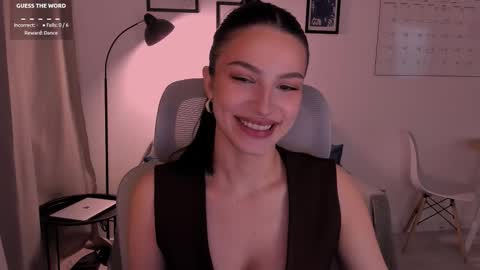 whoislulu online show from 12-14-25, 08:24