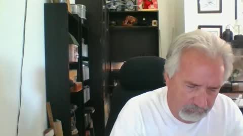 Snapshot of whs4fem chatting on 10-26-25, 08:37 whs4fem online show from 10-26-25, 08:37