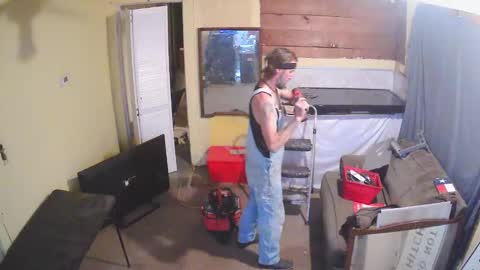 Wichita Wes online show from 11-18-25, 04:06