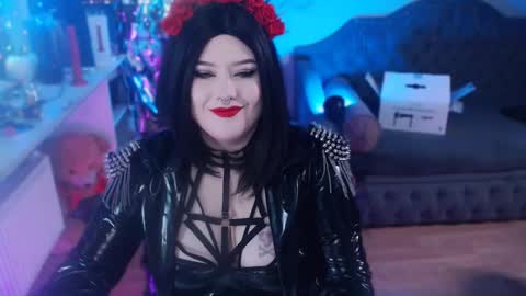 Snapshot of wickedxqueen chatting on 01-26-25, 09:51 Laura online show from 01-26-25, 09:51