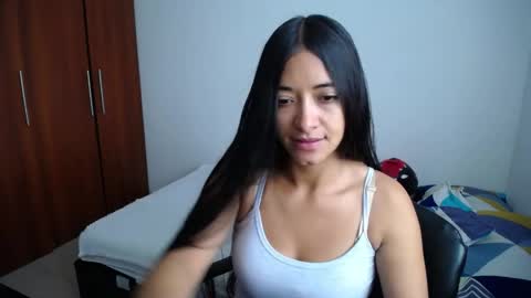 Ilauren online show from 03-28-26, 01:22