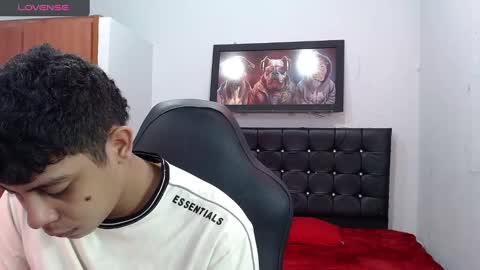 Snapshot of wiilliam_20 chatting on 02-03-25, 04:41 wiilliam online show from 02-03-25, 04:41