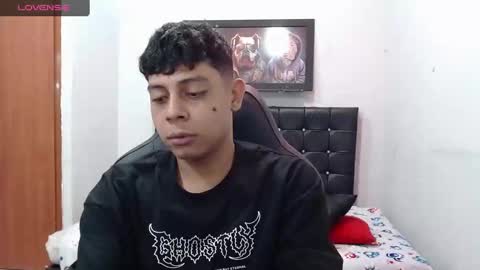 Snapshot of wiilliam_20 chatting on 02-11-25, 02:46 wiilliam online show from 02-11-25, 02:46