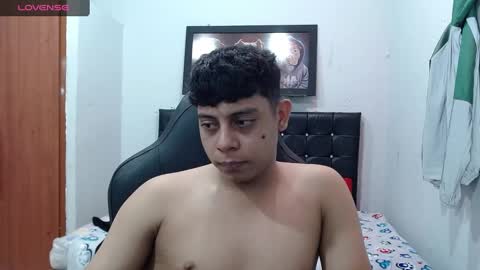 Snapshot of wiilliam_20 chatting on 02-15-25, 03:06 wiilliam online show from 02-15-25, 03:06