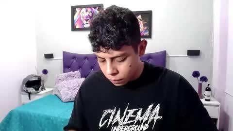 Snapshot of wiilliam_20 chatting on 09-18-25, 05:04 wiilliam online show from 09-18-25, 05:04