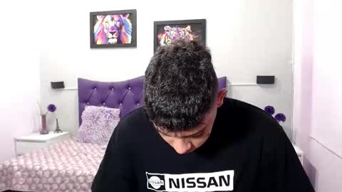 Snapshot of wiilliam_20 chatting on 10-25-25, 02:13 wiilliam online show from 10-25-25, 02:13