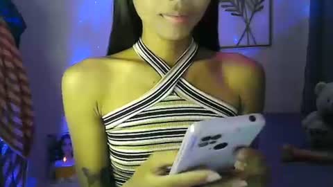 Snapshot of wild_flowerx21 chatting on 12-02-24, 08:19 Analyn online show from 12-02-24, 08:19