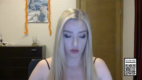 Alina online show from 10-31-25, 04:52