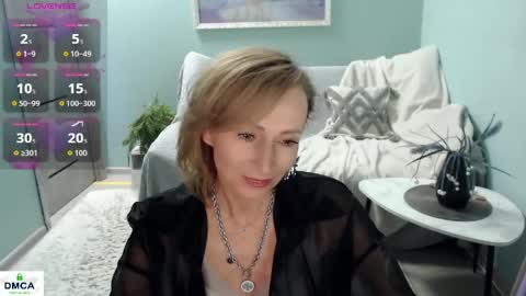 Helen online show from 05-16-26, 06:32