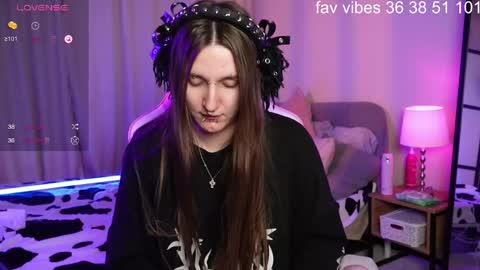 Snapshot of wilder_weinn chatting on 05-10-26, 04:39 .. alice .. online show from 05-10-26, 04:39