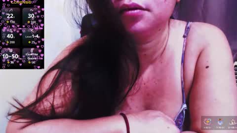 Snapshot of wildhotasianx chatting on 10-06-25, 09:45 wildhotasianx online show from 10-06-25, 09:45