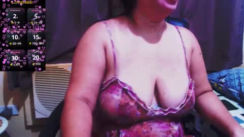 wildhotasianx online show from 11-19-25, 09:15