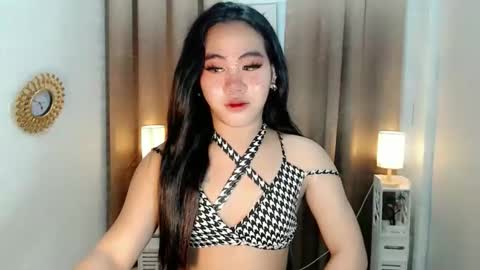 Lianelaiza online show from 03-29-26, 05:46