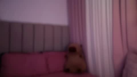 Snapshot of wildkittytrans chatting on 02-01-26, 01:37 CHRISTINE online show from 02-01-26, 01:37