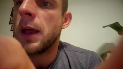 Snapshot of wildmike93 chatting on 10-18-25, 07:47 wildmike93 online show from 10-18-25, 07:47