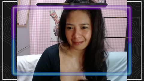 Snapshot of wildnyx123 chatting on 04-09-26, 05:18 Wildnyx online show from 04-09-26, 05:18